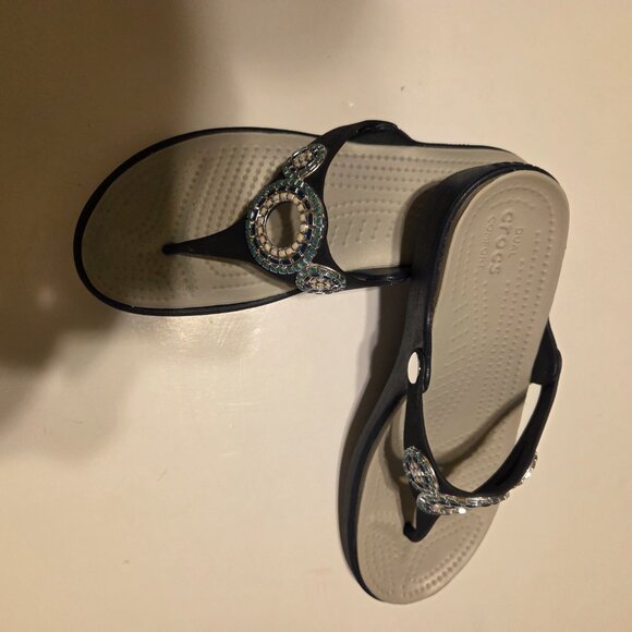 CROCS Sanrah Diamante Women Turquoise Jeweled Thong Blue Wedge Sandals size 8 - Picture 2 of 4